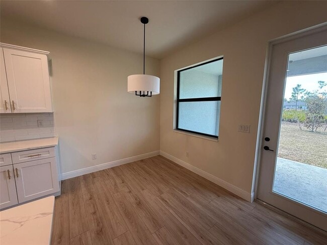 Building Photo - 26275 Explorer Rd