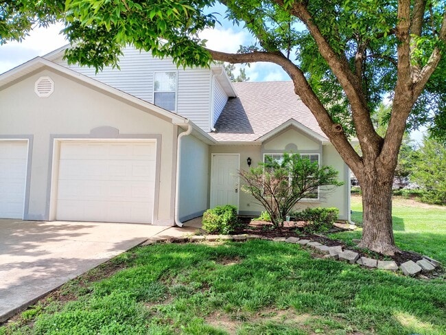 Foto del edificio - 3501 Delmar Ct