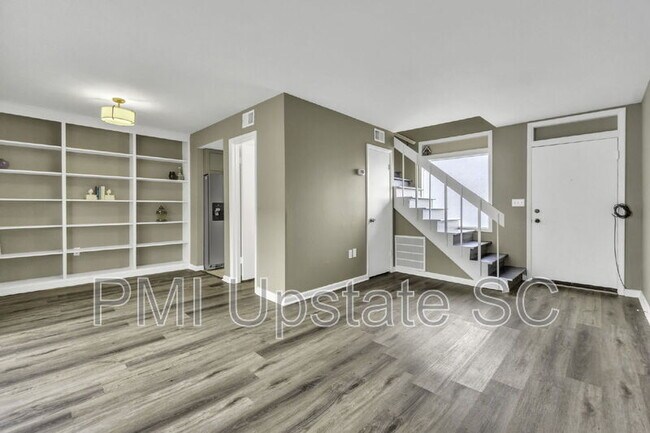 Foto del edificio - 3706 E North St