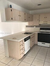 Building Photo - 15401 SW 81st Cir Ln