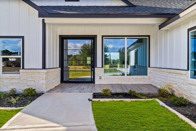 Foto del edificio - 42 Meadow Lake Dr