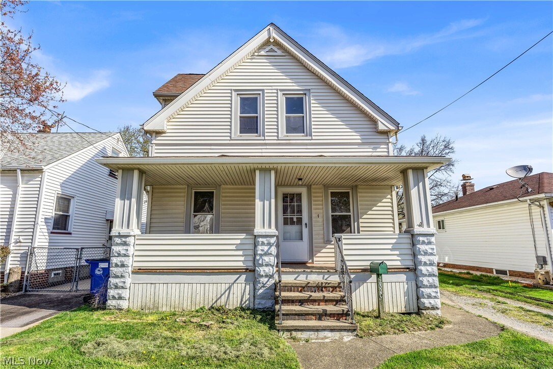 Primary Photo - 12520 Carrington Ave