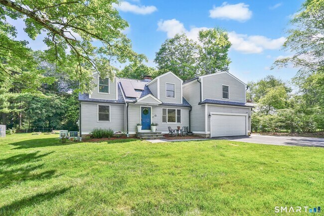 Foto del edificio - 228 N Granby Rd