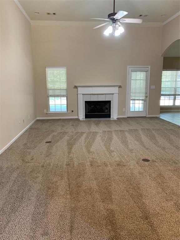 Foto del edificio - 131 Live Oaks Dr