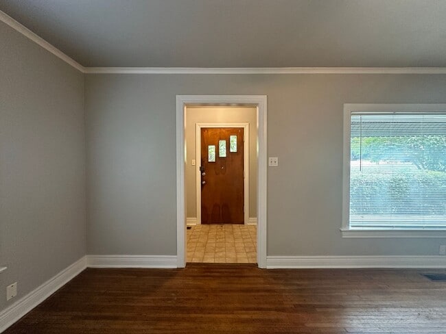 Building Photo - 2009 S Q St