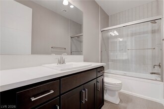 Building Photo - 86 Pristine Glen St