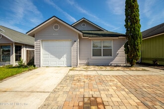 Building Photo - 8795 Ivey Rd