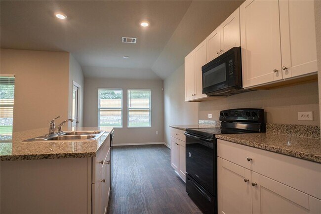 Building Photo - 12509 Brahmin Dr