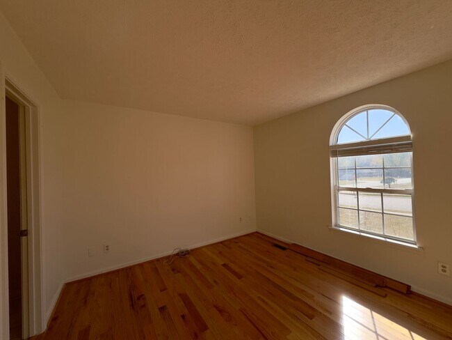 Building Photo - Charming 3Bed/1Bath in Aberdeen MD