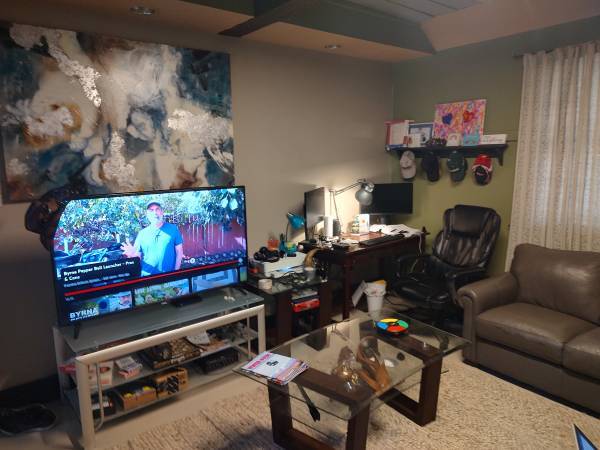 Building Photo - 299 Miller St