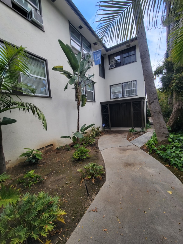 Foto del edificio - 7460 Hollywood Blvd