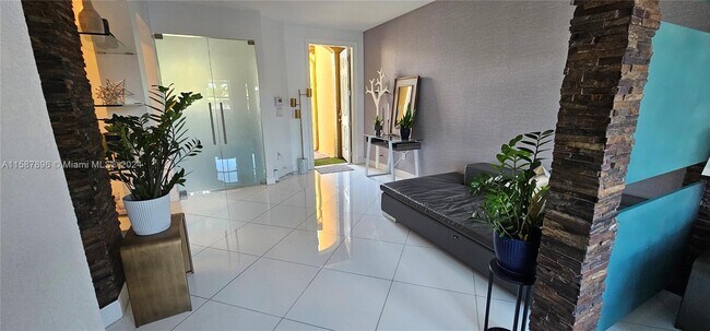 Foto del edificio - 11271 NW 75th Ln