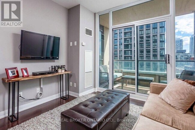 Photo du bâtiment - 88 Broadway Ave