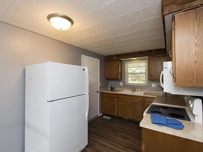 Building Photo - 7124 Brandt Pike