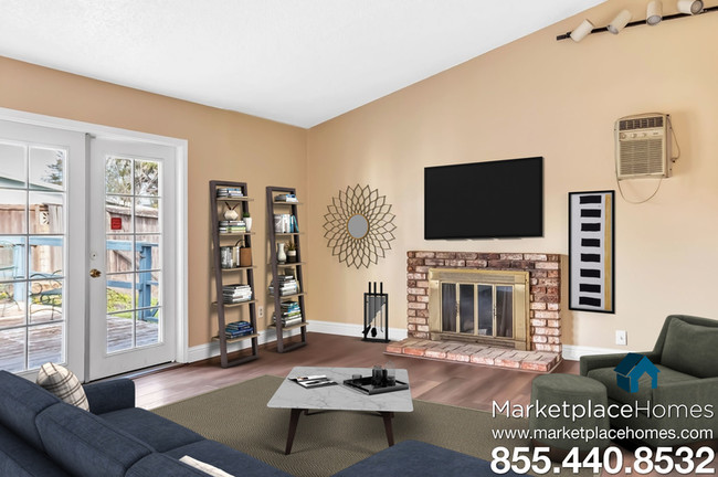 Building Photo - 804 Lombard Way