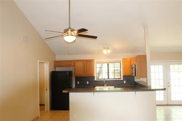 Building Photo - 2617 Raintree Dr
