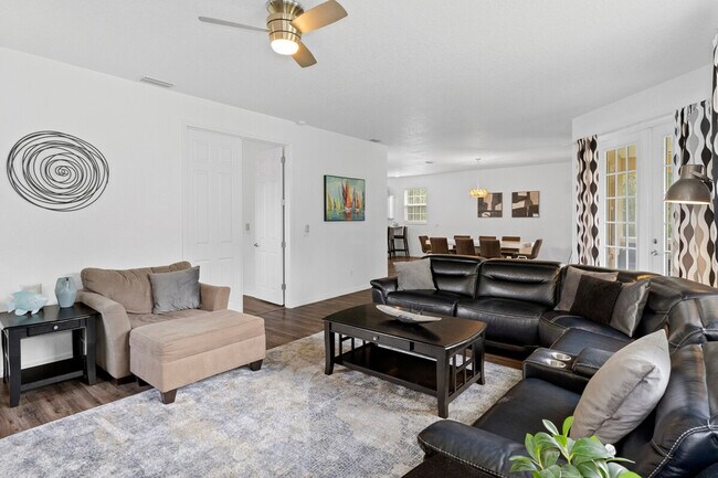 Foto del edificio - 4843 S Acree Point