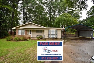 Building Photo - 1305 Greenwood Dr