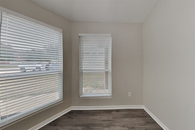 Foto del edificio - 3027 Zephyr Glen Way