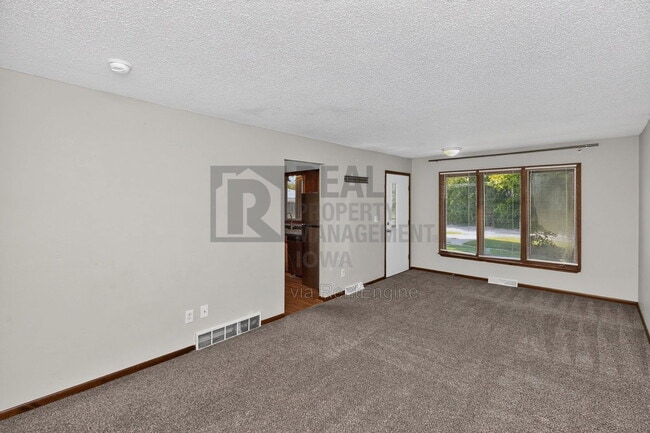 Building Photo - 1022 Williams St