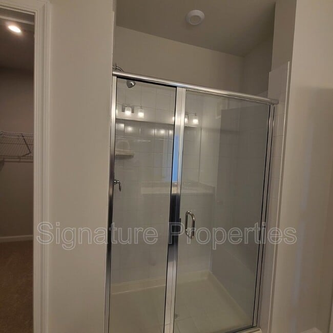 Building Photo - 9278 Magellan Pky