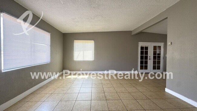 Foto del edificio - 12079 Sand Ct
