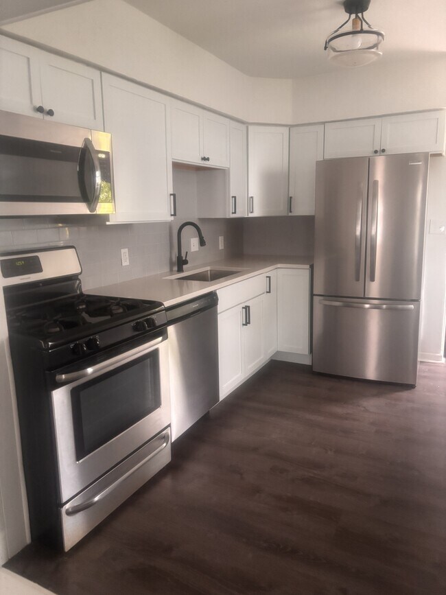 Cocina - 1027 Michigan Ave