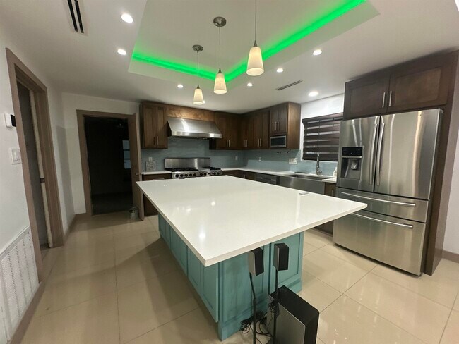 Foto del edificio - 2504 Bismark St