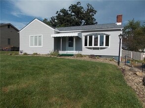 Building Photo - 511 Pearl Ave