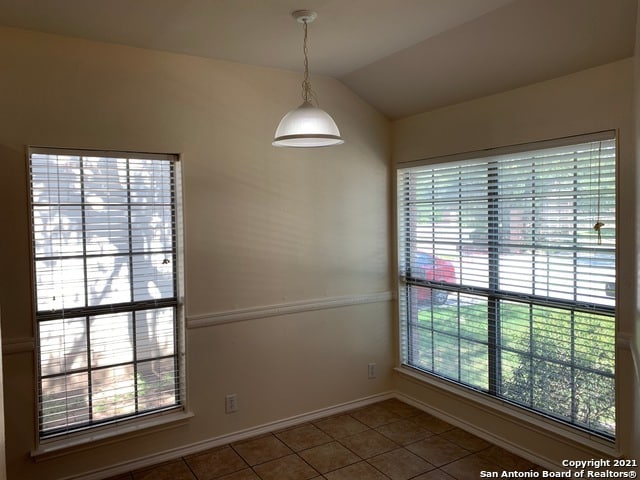 Building Photo - 743 Pinafore St