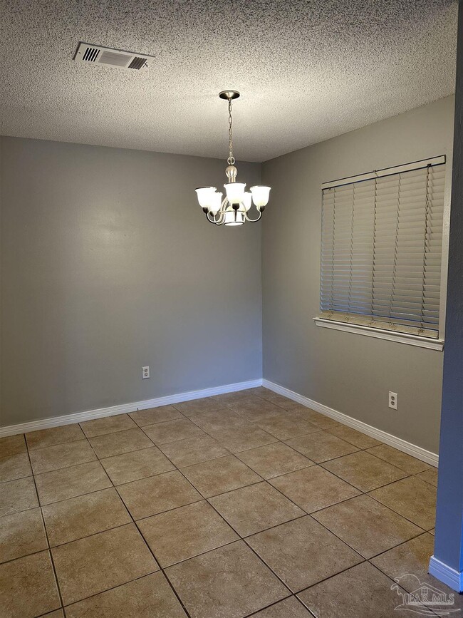 Building Photo - 7225 W Fairfield Dr