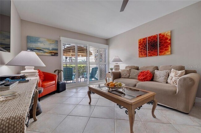 Foto del edificio - 10365 Paradise Blvd