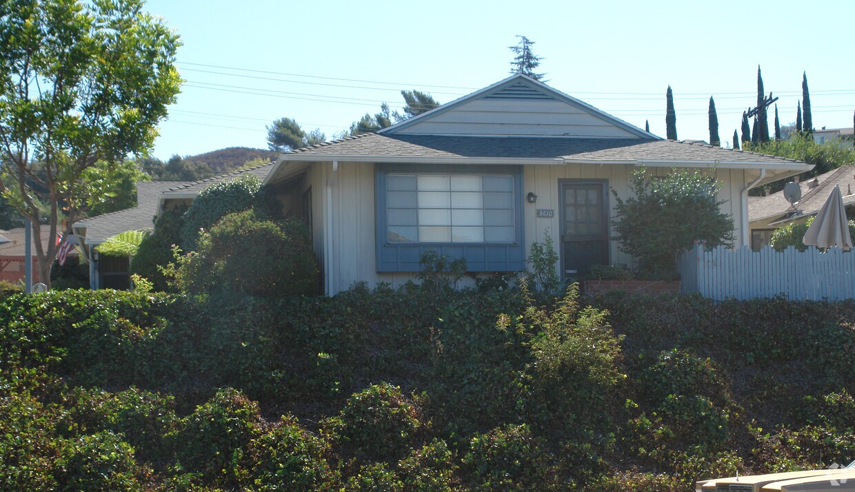 Building Photo - 3614 Valihi Way