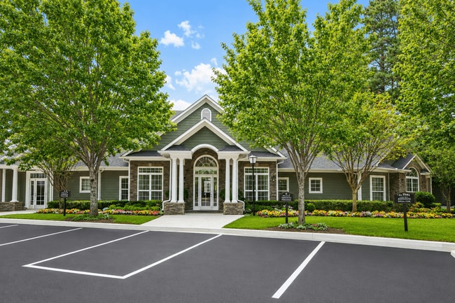 Building Photo - Stonecreek on the Green