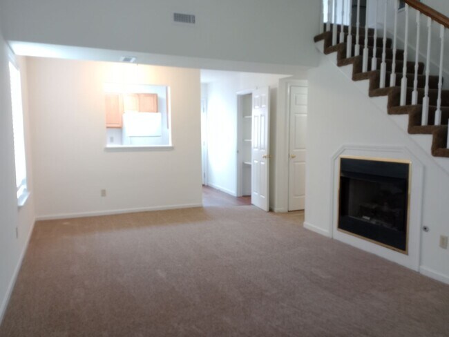 Foto del edificio - 3500-3502-3502 Delmar Ct