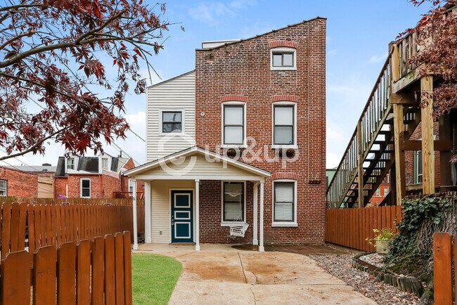 Foto del edificio - Fantastic 3bd/1.5ba home! Coming soon!