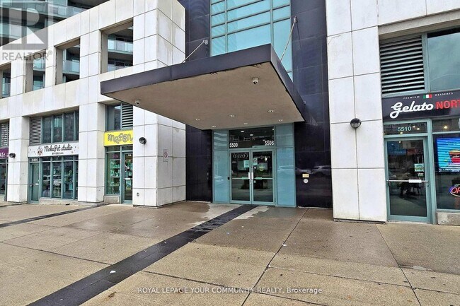 Photo du bâtiment - 5500 Yonge St