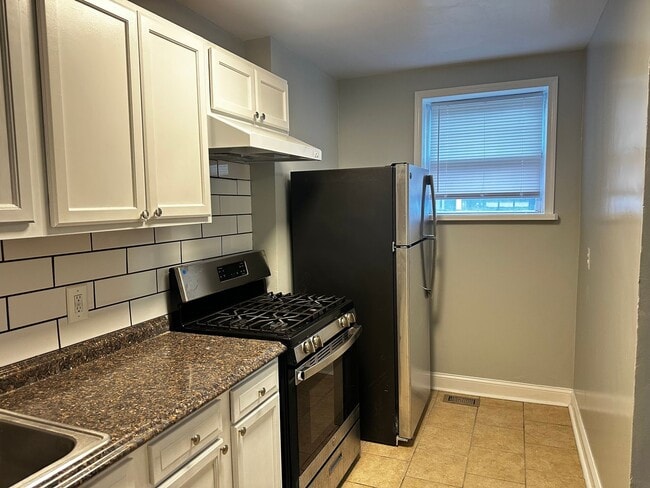 Photo - 4632 Hillside Rd SE Apartment