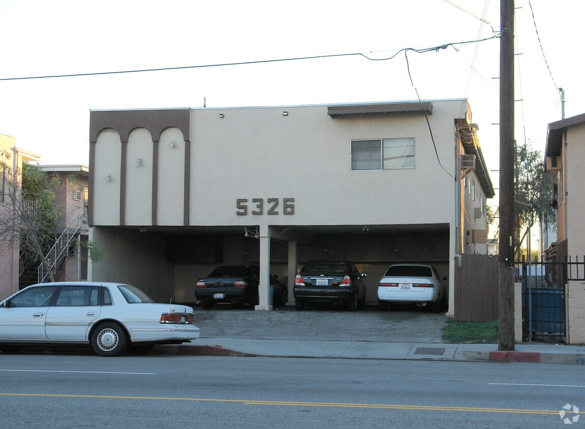 Foto del edificio - 5326 Cahuenga Blvd