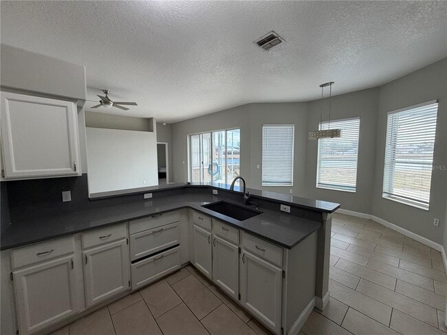 Building Photo - 2829 Middleton Cir