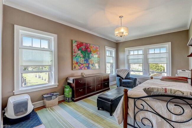 Building Photo - 2 br, 2 bath Condo - 470 Sheridan Rd