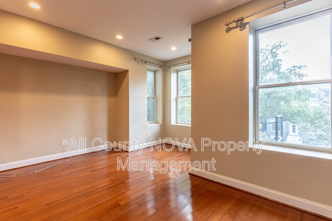 Foto del edificio - 1317 Harvard St NW