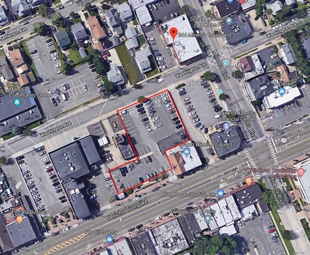 Building Photo - 250 Mineola Blvd