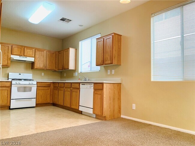 Foto del edificio - 7738 Hampton Willows Ln