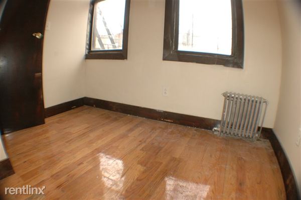 Building Photo - 193 Wilson Ave