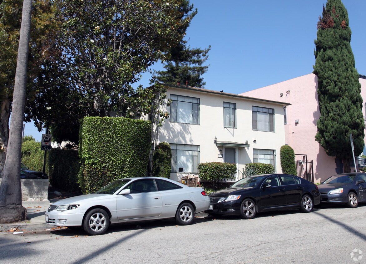 Building Photo - 1539 Corinth Ave