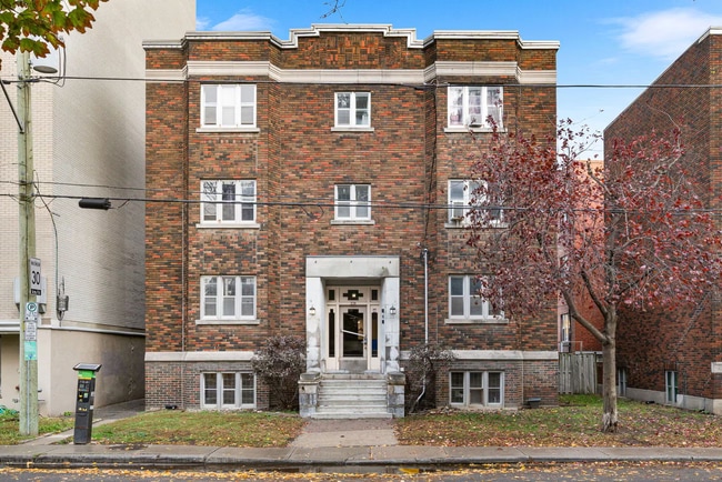 Building Photo - MacConnor Apartments