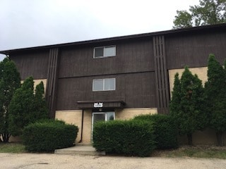 Building Photo - 5800 Bjelde Ln