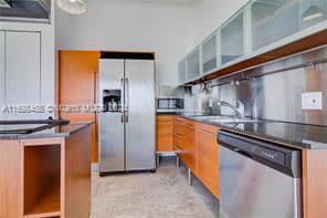 Photo - 10 SW South River Dr Apartment