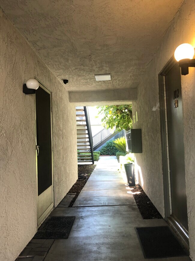 Foto del edificio - 317 N 4th St